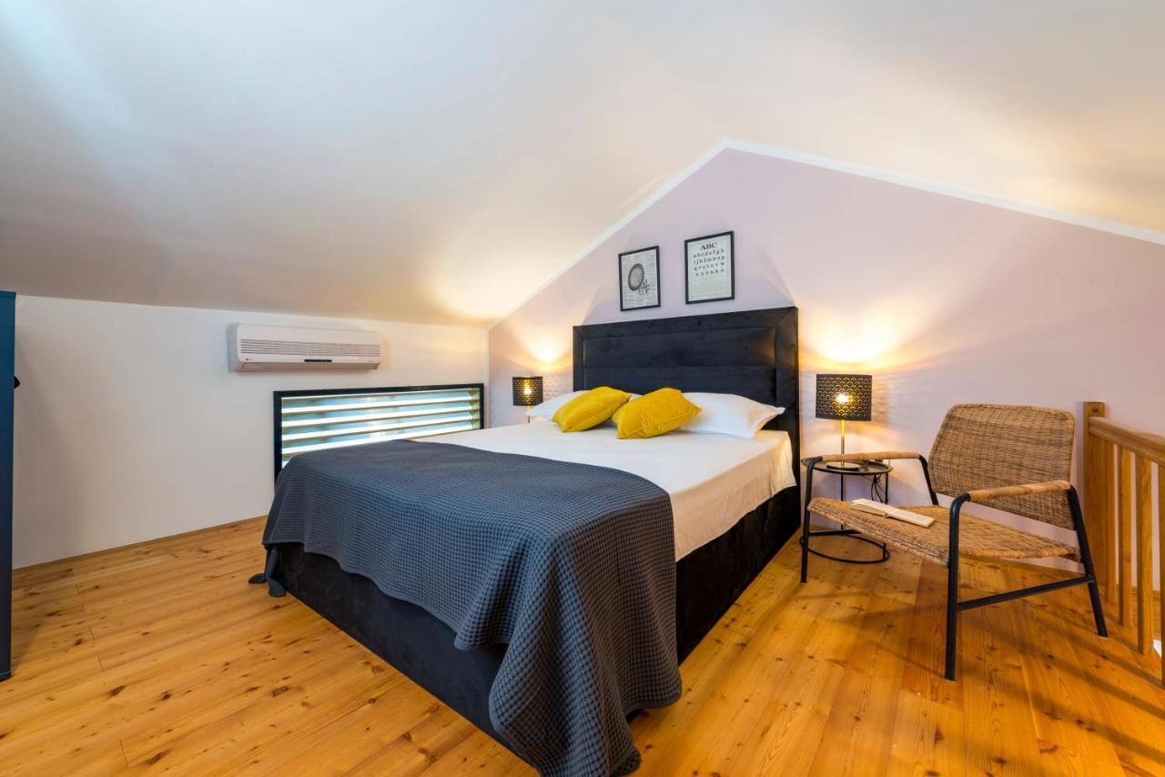 Couple Getaway Apartments Дубровник Экстерьер фото
