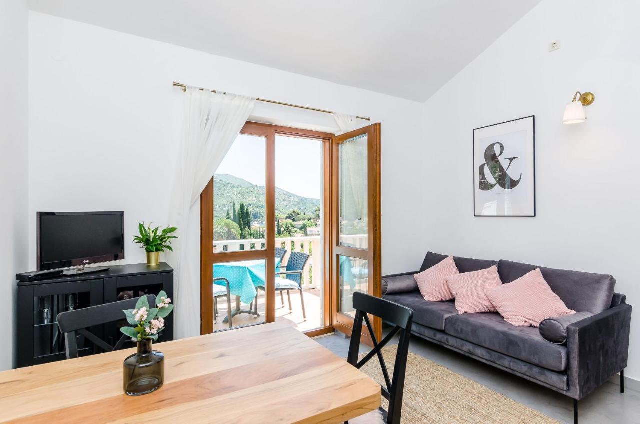 Couple Getaway Apartments Дубровник Экстерьер фото